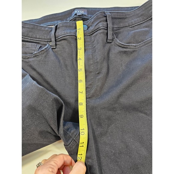 NYDJ black croppedCuffed jeans 32x22 black wash stretch lift Tuck size 12 * - Picture 5 of 6